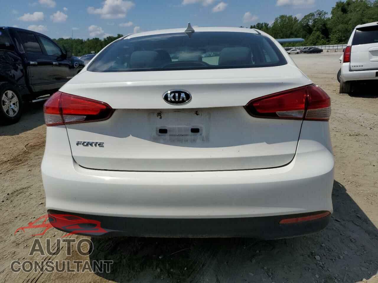 KIA FORTE 2017 - 3KPFK4A7XHE131432