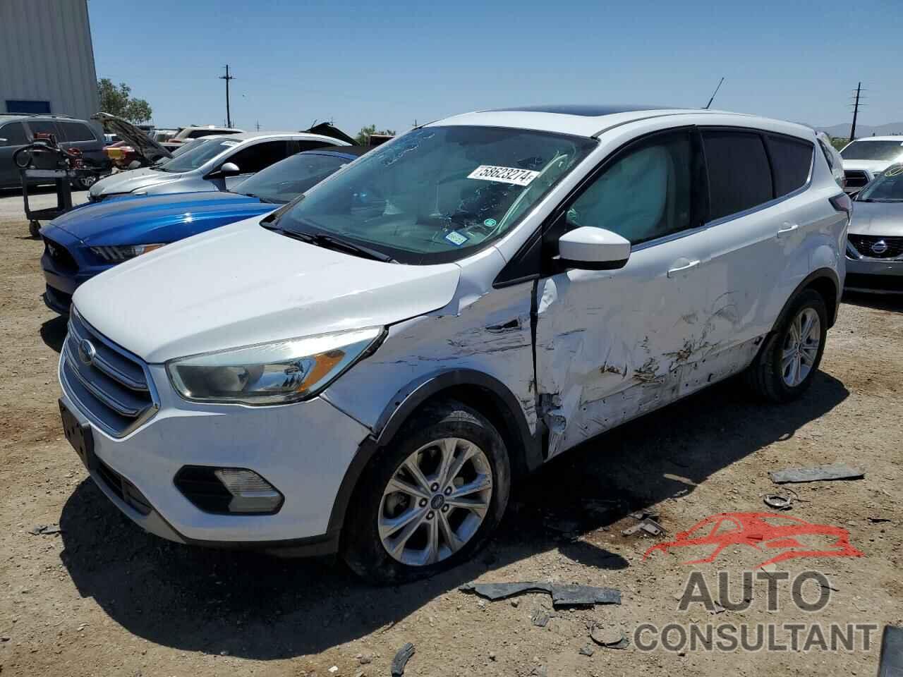 FORD ESCAPE 2017 - 1FMCU0G9XHUD29830