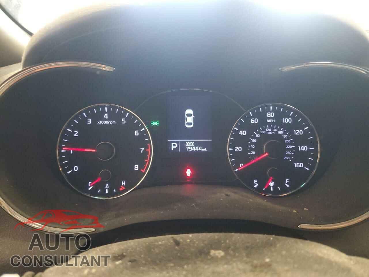 KIA FORTE 2016 - KNAFX5A85G5528991