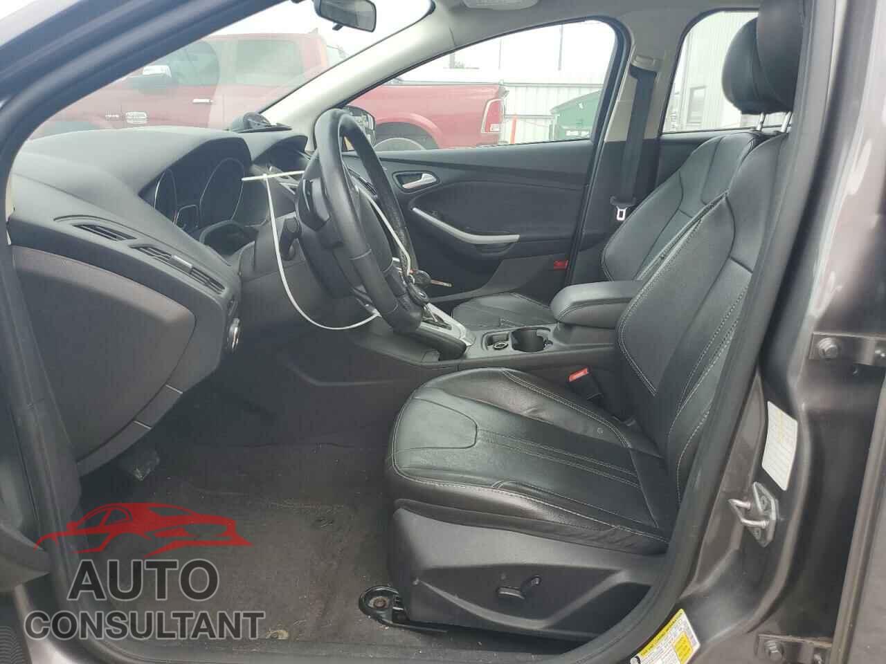 FORD FOCUS 2014 - 1FADP3F28EL331122