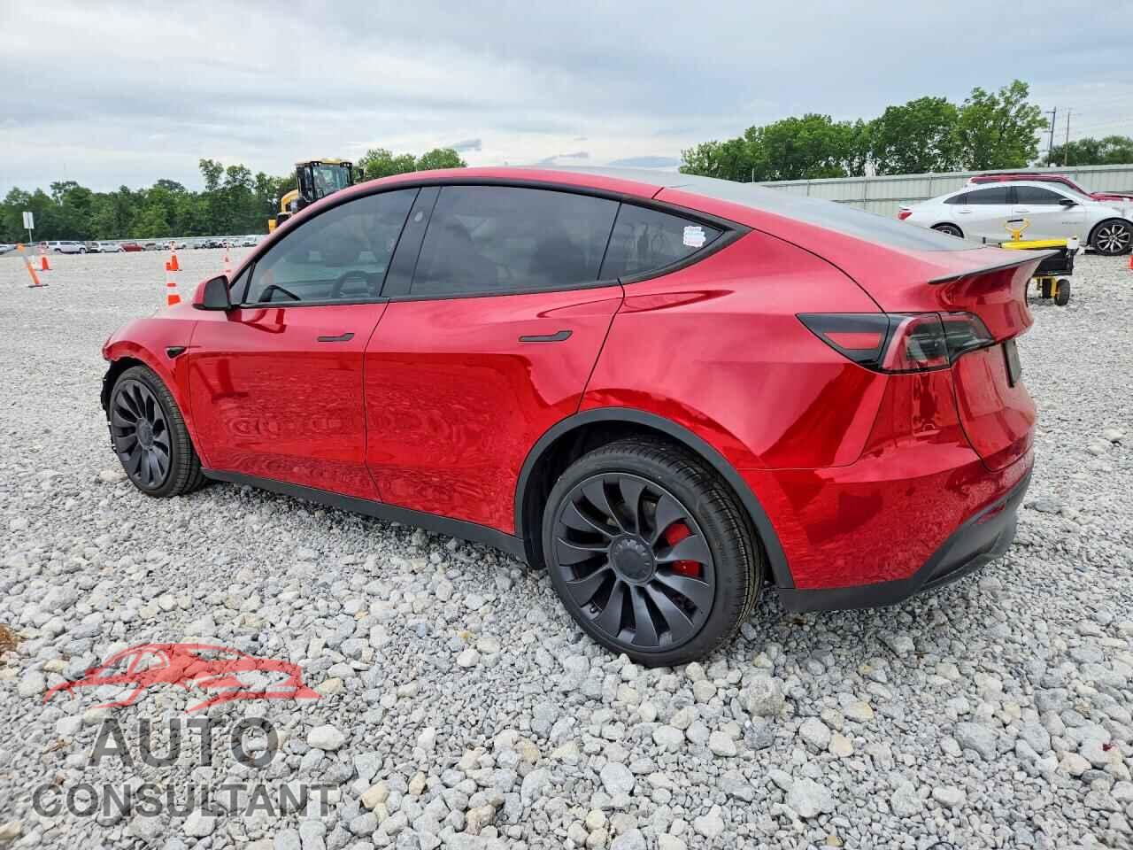TESLA MODEL Y 2023 - 7SAYGDEF2PF881883
