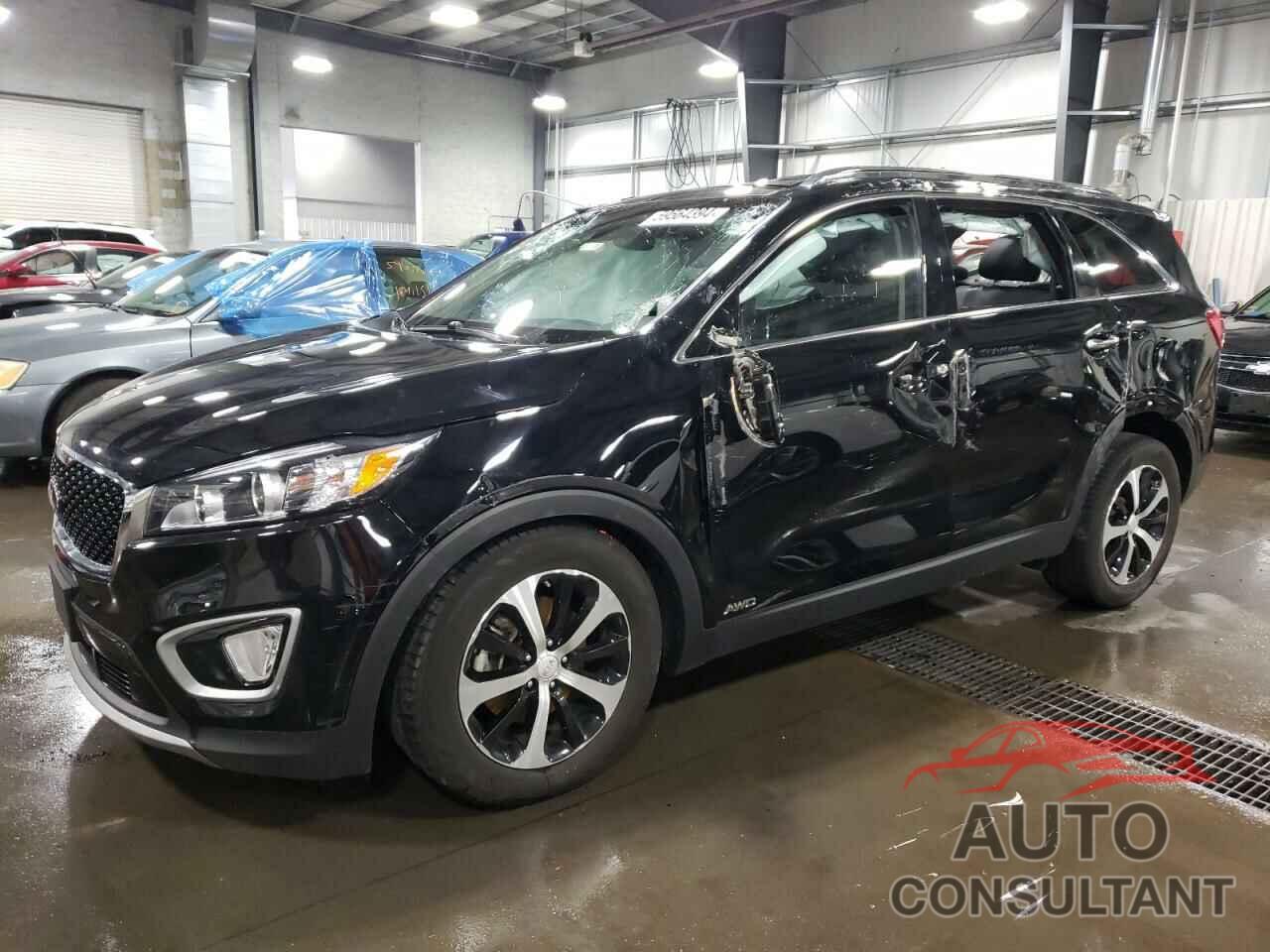 KIA SORENTO 2018 - 5XYPHDA19JG373409