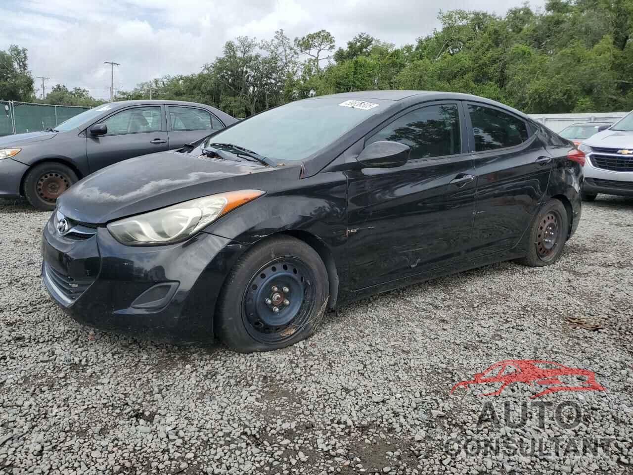 HYUNDAI ELANTRA 2013 - KMHDH4AE8DU494937