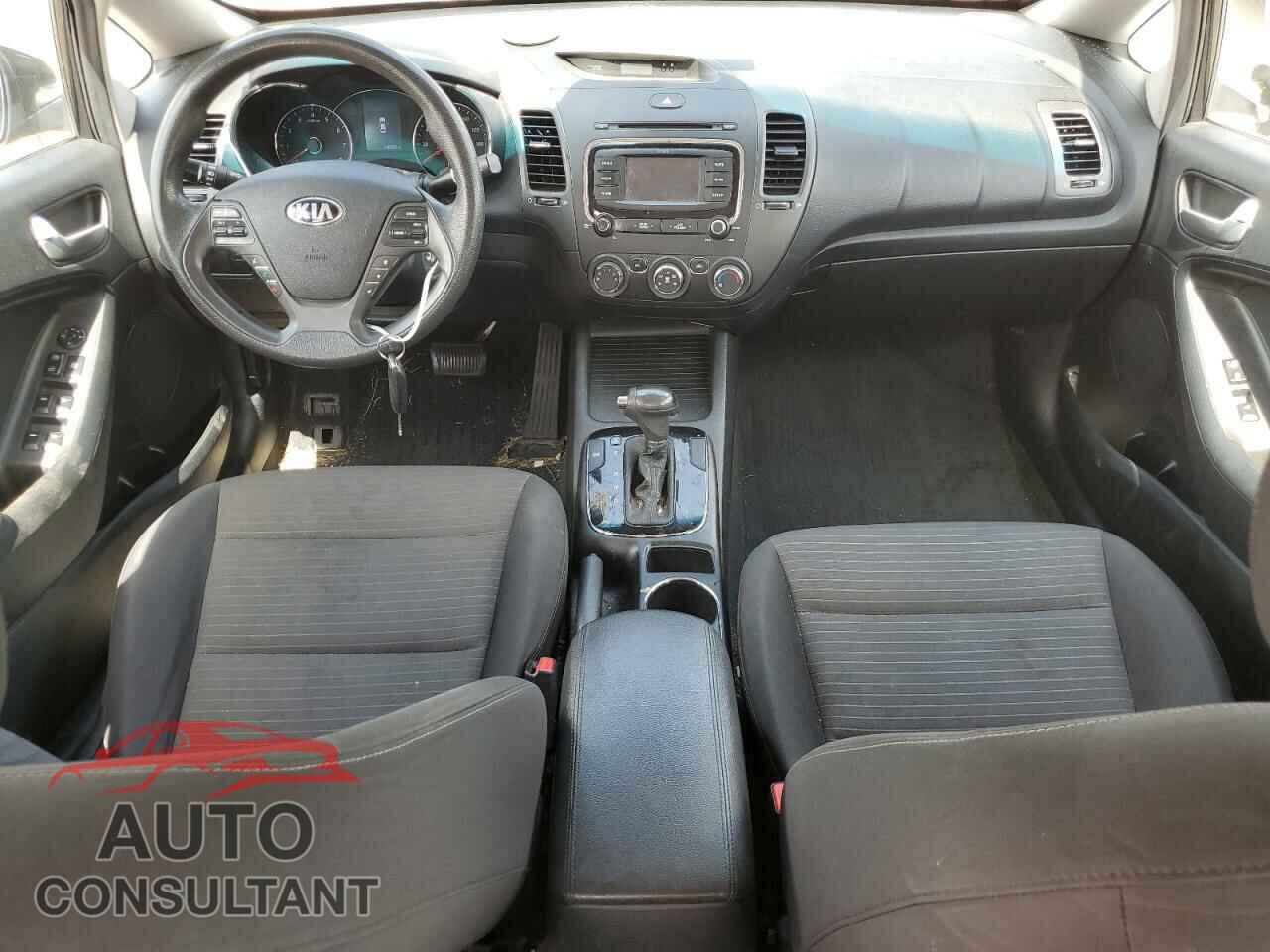 KIA FORTE 2017 - 3KPFL4A73HE087643