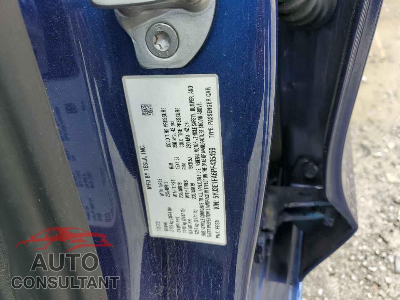 TESLA MODEL 3 2023 - 5YJ3E1EA6PF435459