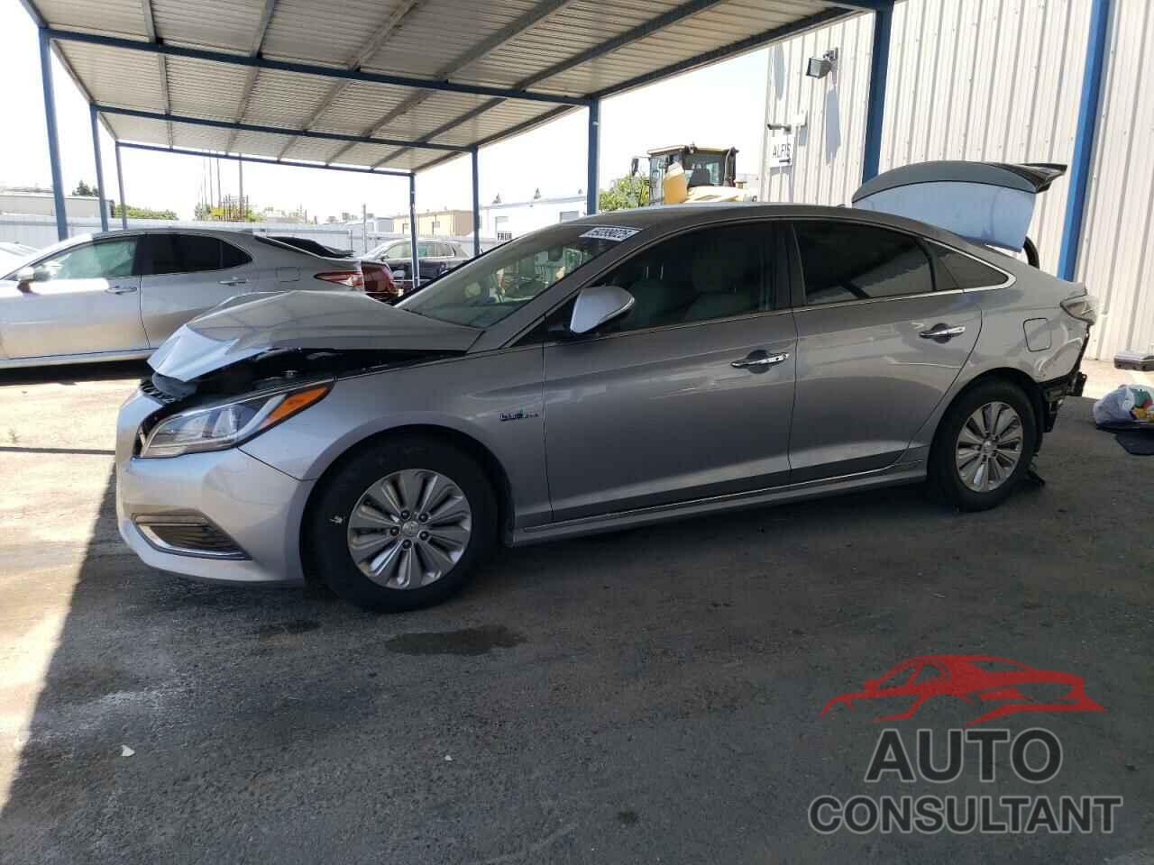 HYUNDAI SONATA 2016 - KMHE24L17GA040281