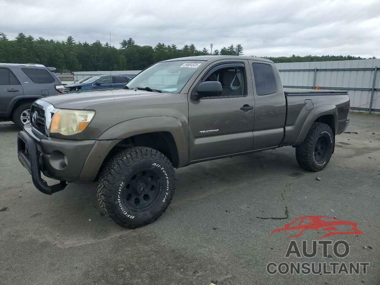 TOYOTA TACOMA 2011 - 5TFUU4EN8BX005121