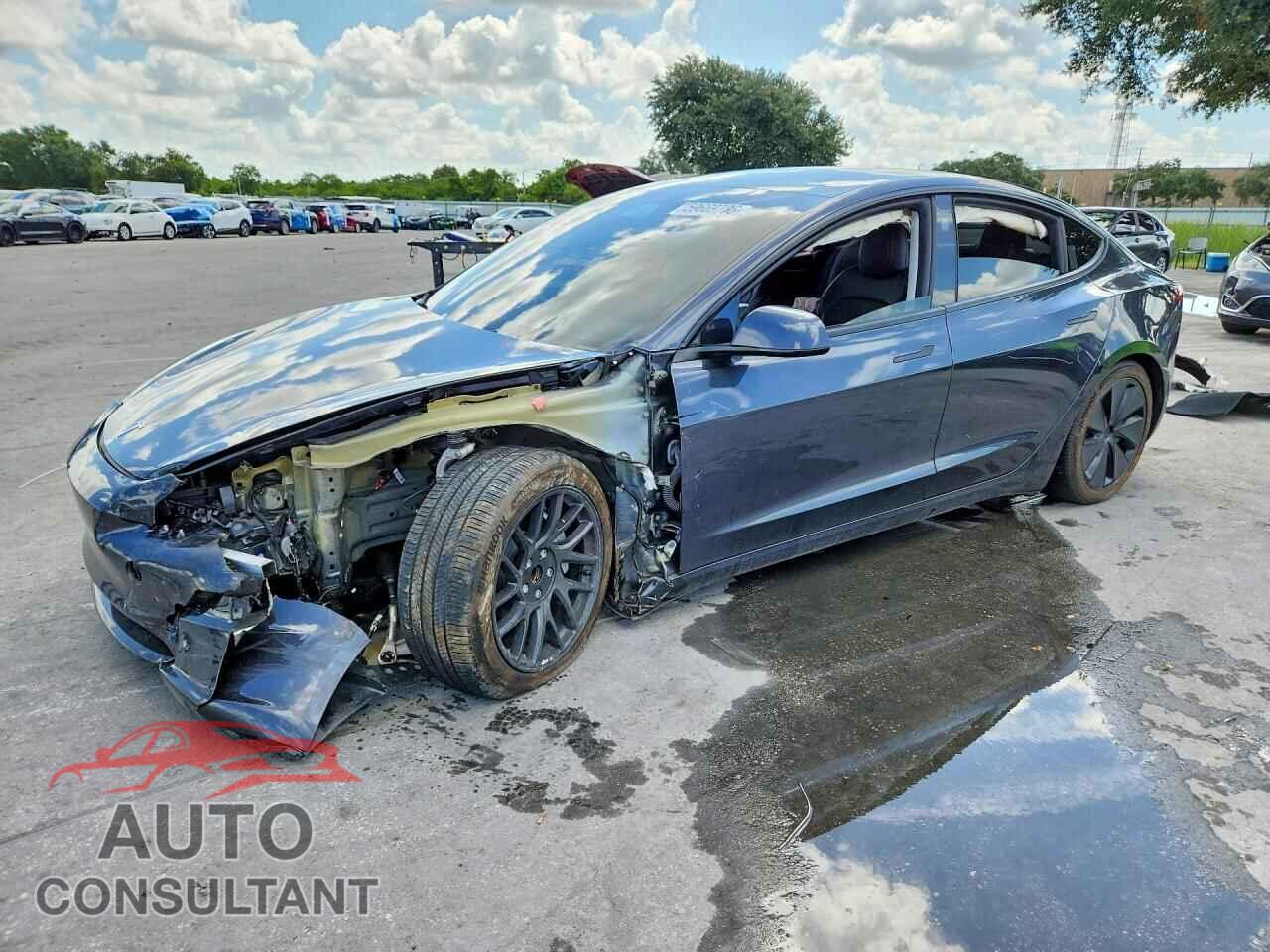 TESLA MODEL 3 2024 - 5YJ3E1EA4RF740963