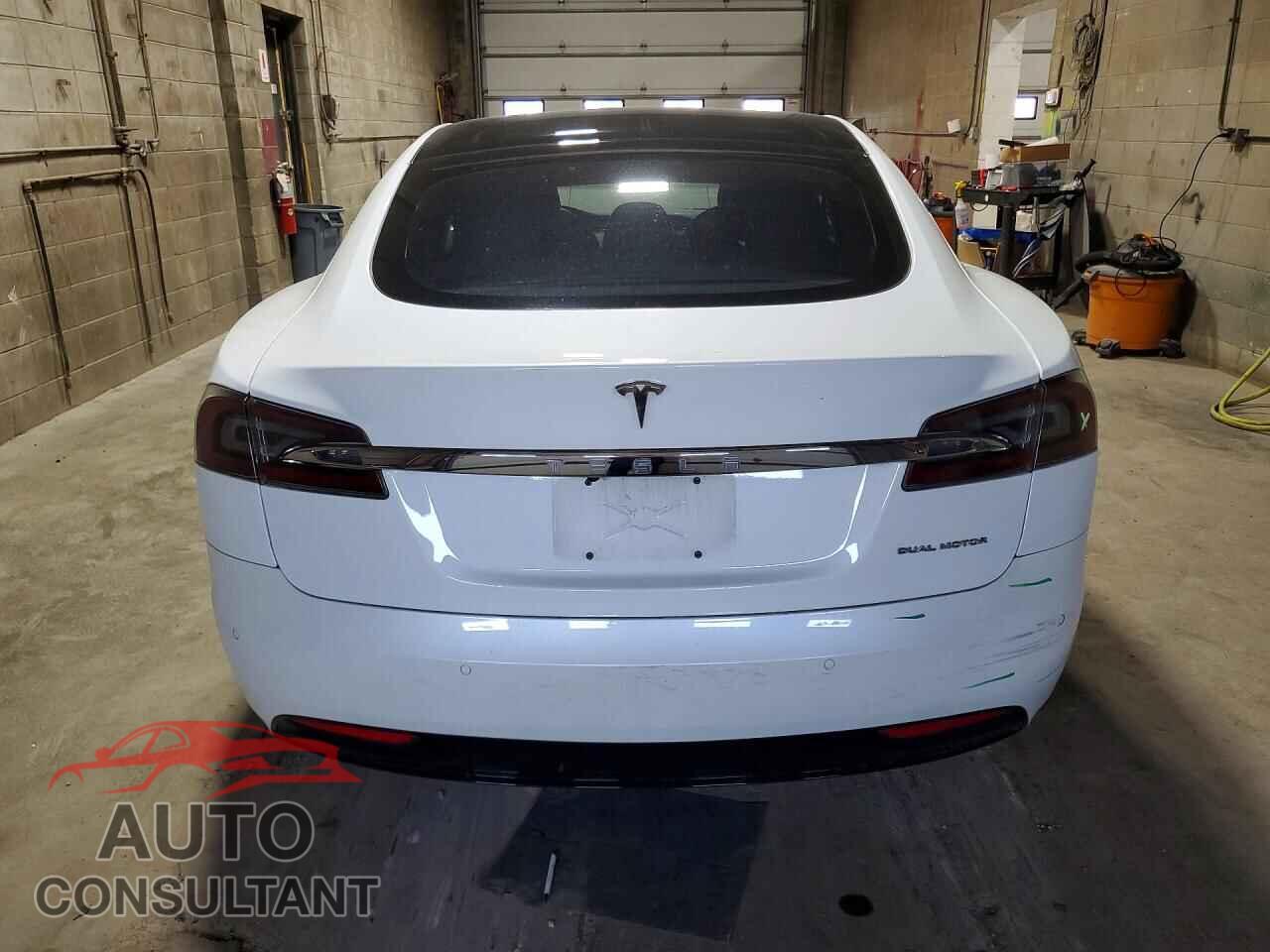 TESLA MODEL S 2021 - 5YJSA1E24MF417800