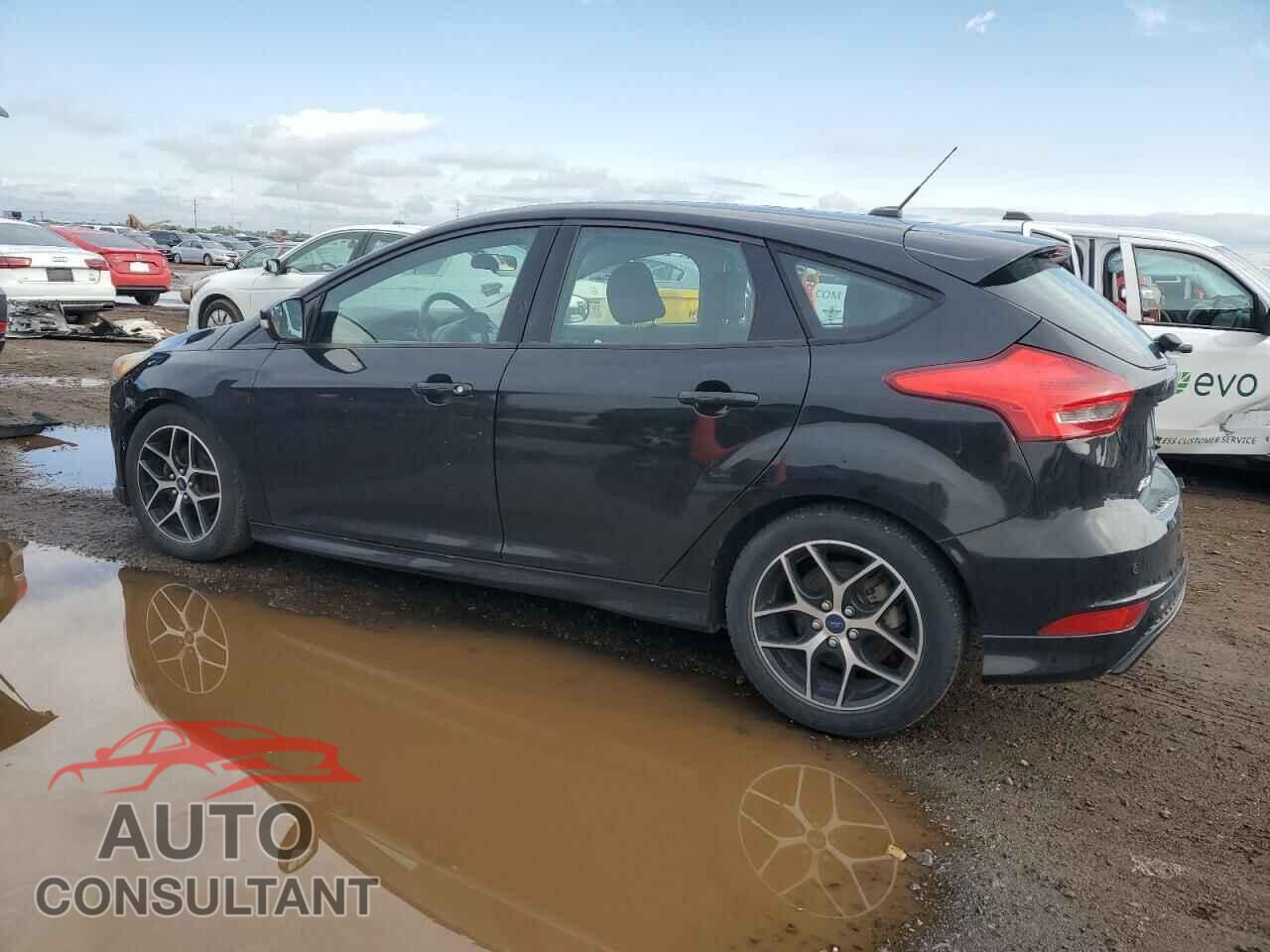 FORD FOCUS 2015 - 1FADP3K25FL385386