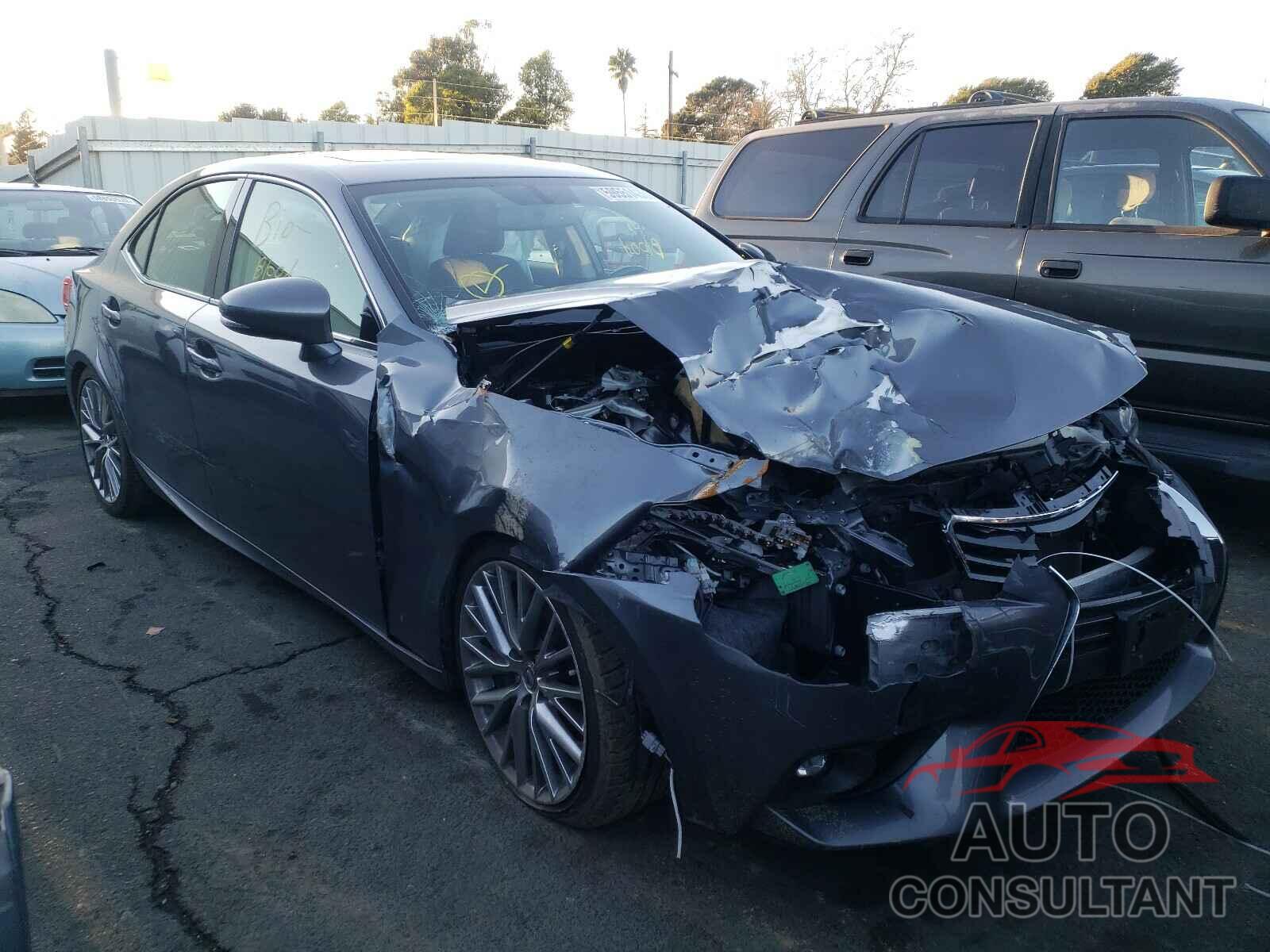 LEXUS IS 2016 - JTHBA1D26G5028629