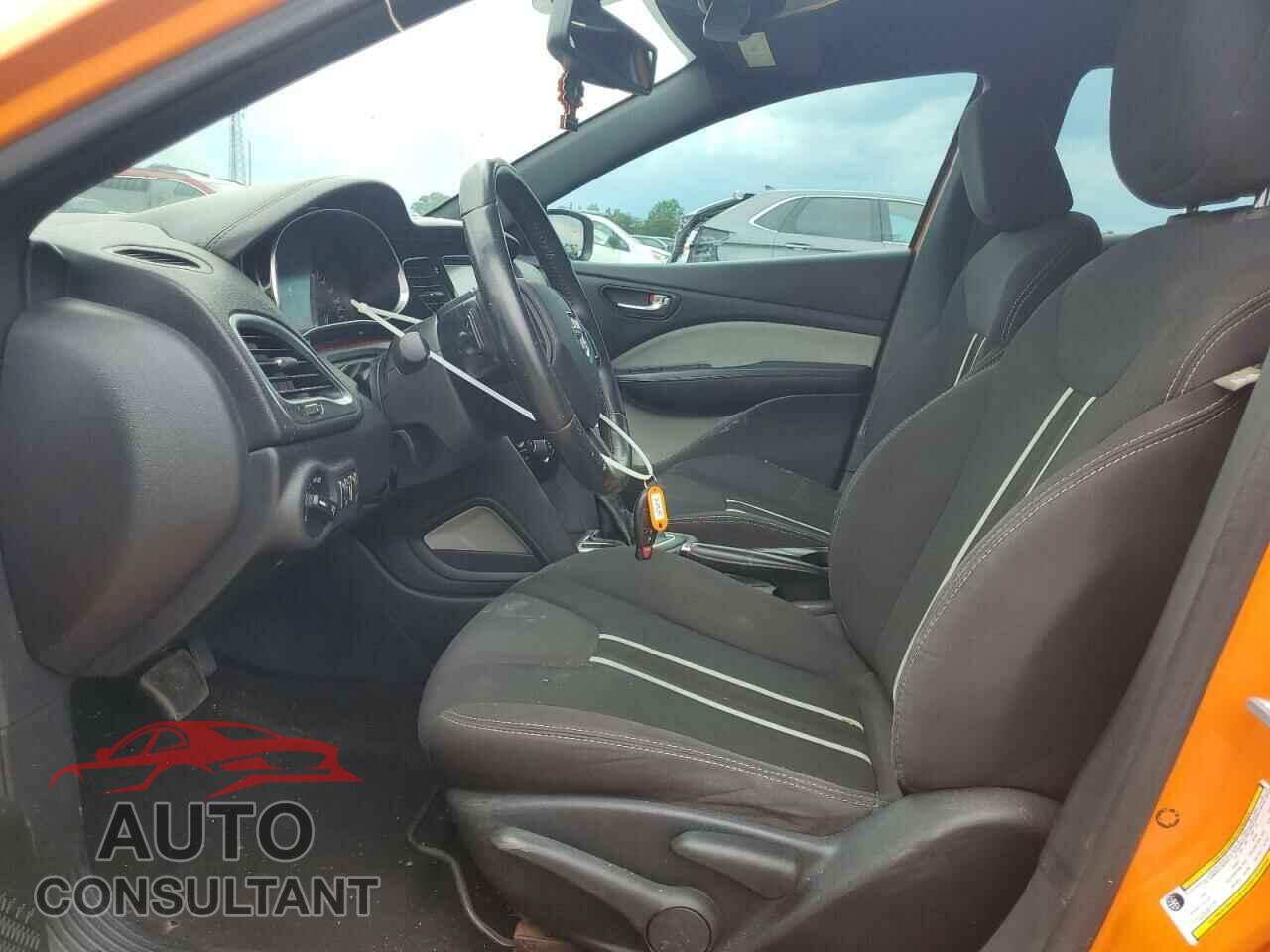 DODGE DART 2014 - 1C3CDFBB5ED775692