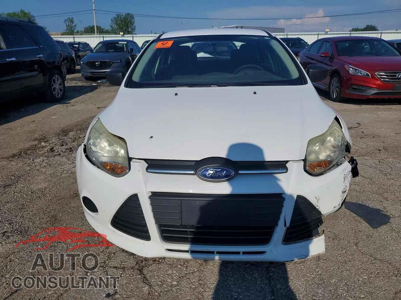 FORD FOCUS 2014 - 1FADP3E26EL177186