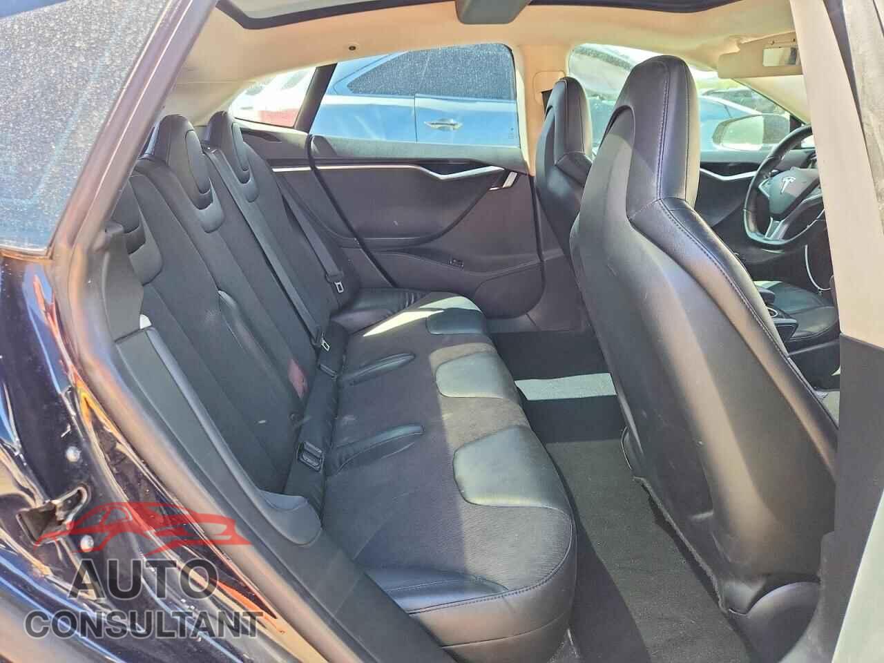TESLA MODEL S 2013 - 5YJSA1CN1DFP26346