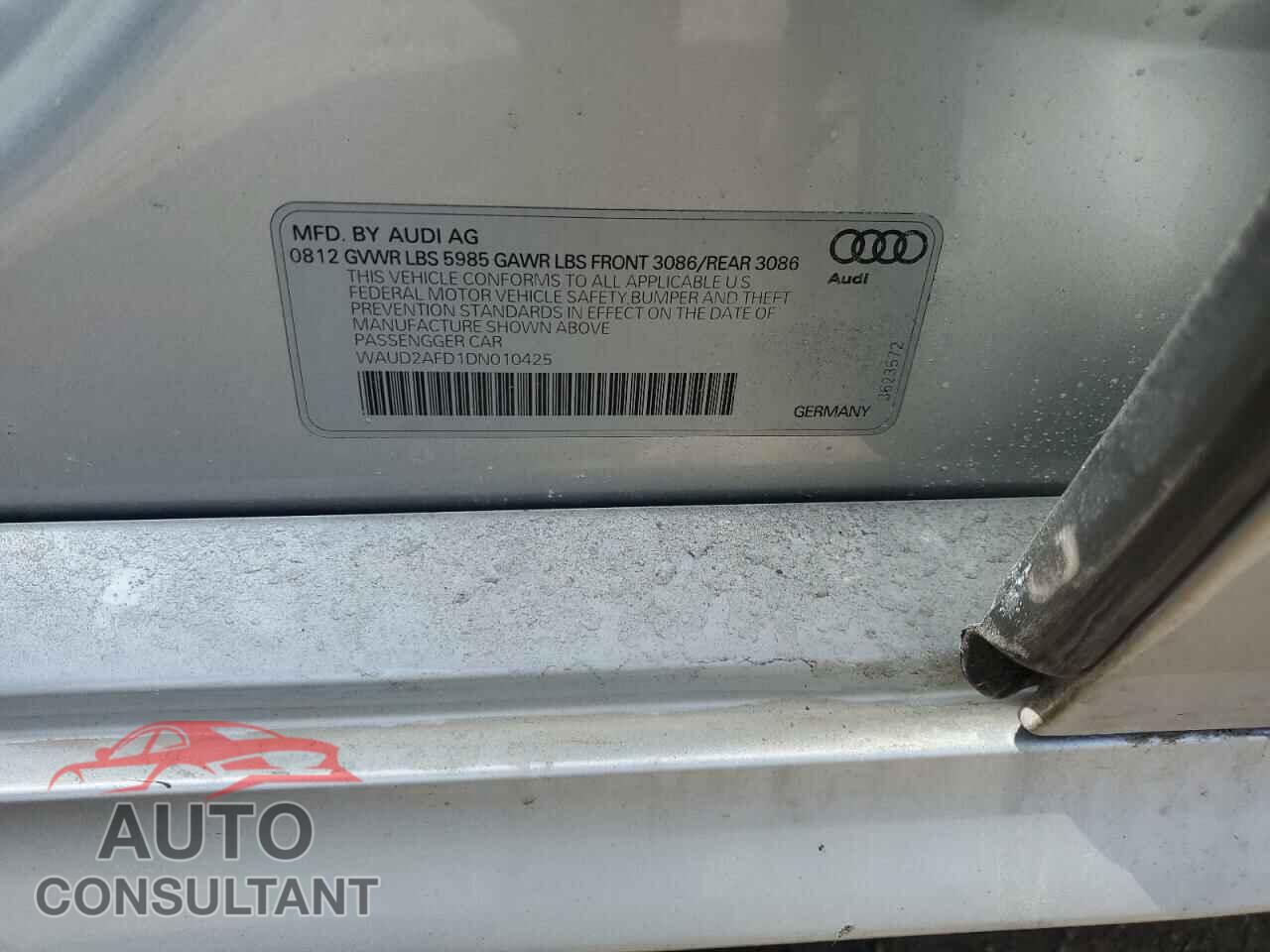 AUDI S8 2013 - WAUD2AFD1DN010425