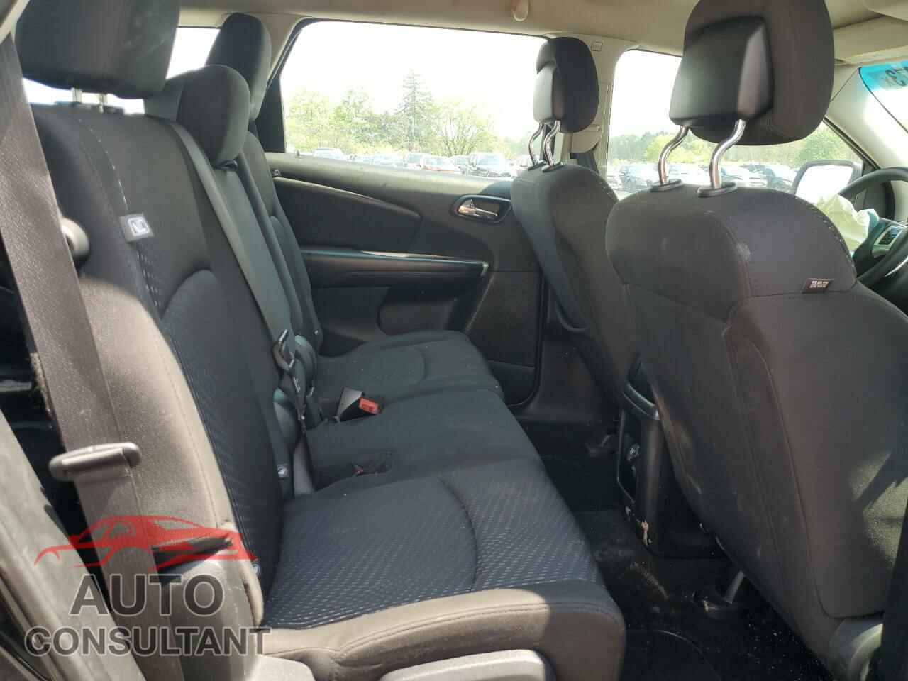 DODGE JOURNEY 2015 - 3C4PDCAB2FT675087