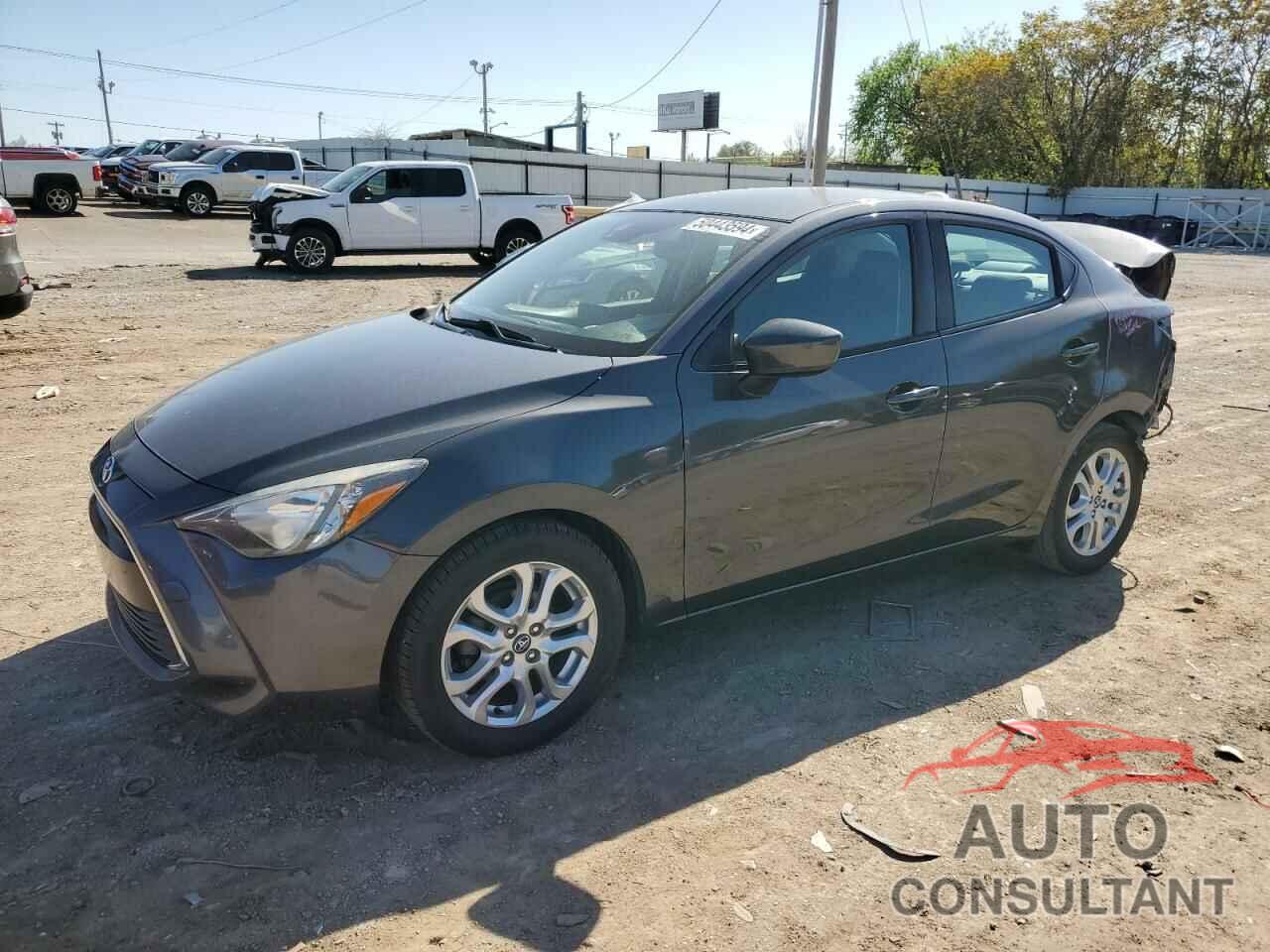 TOYOTA YARIS 2018 - 3MYDLBYV8JY305937