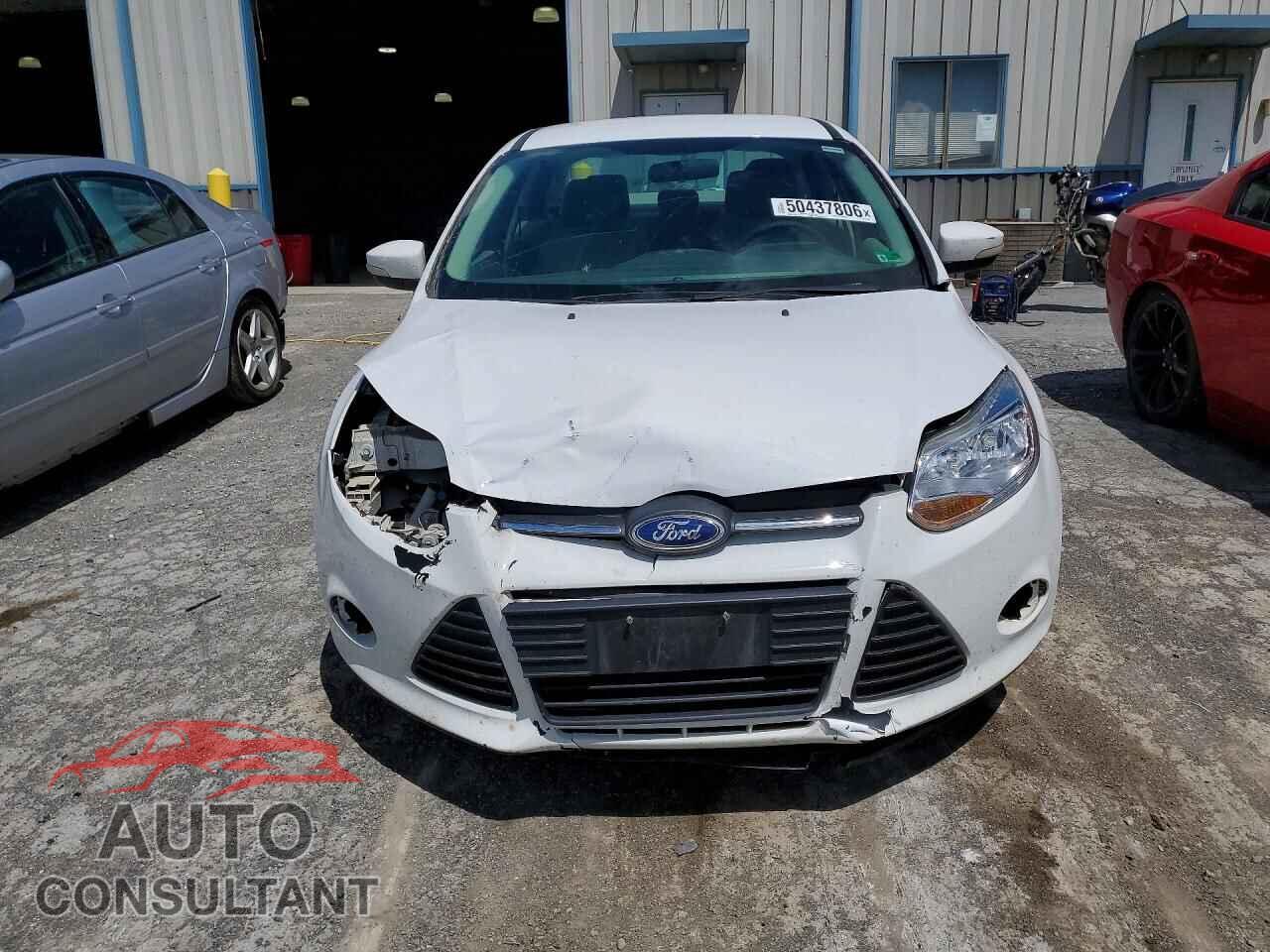 FORD FOCUS 2014 - 1FADP3F29EL427020