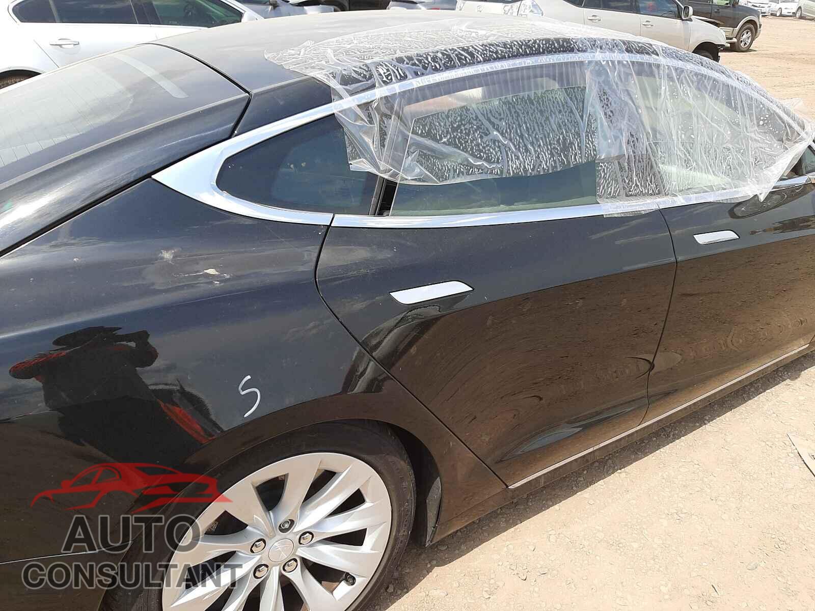 TESLA MODEL S 2017 - 5YJSA1E2XHF219566
