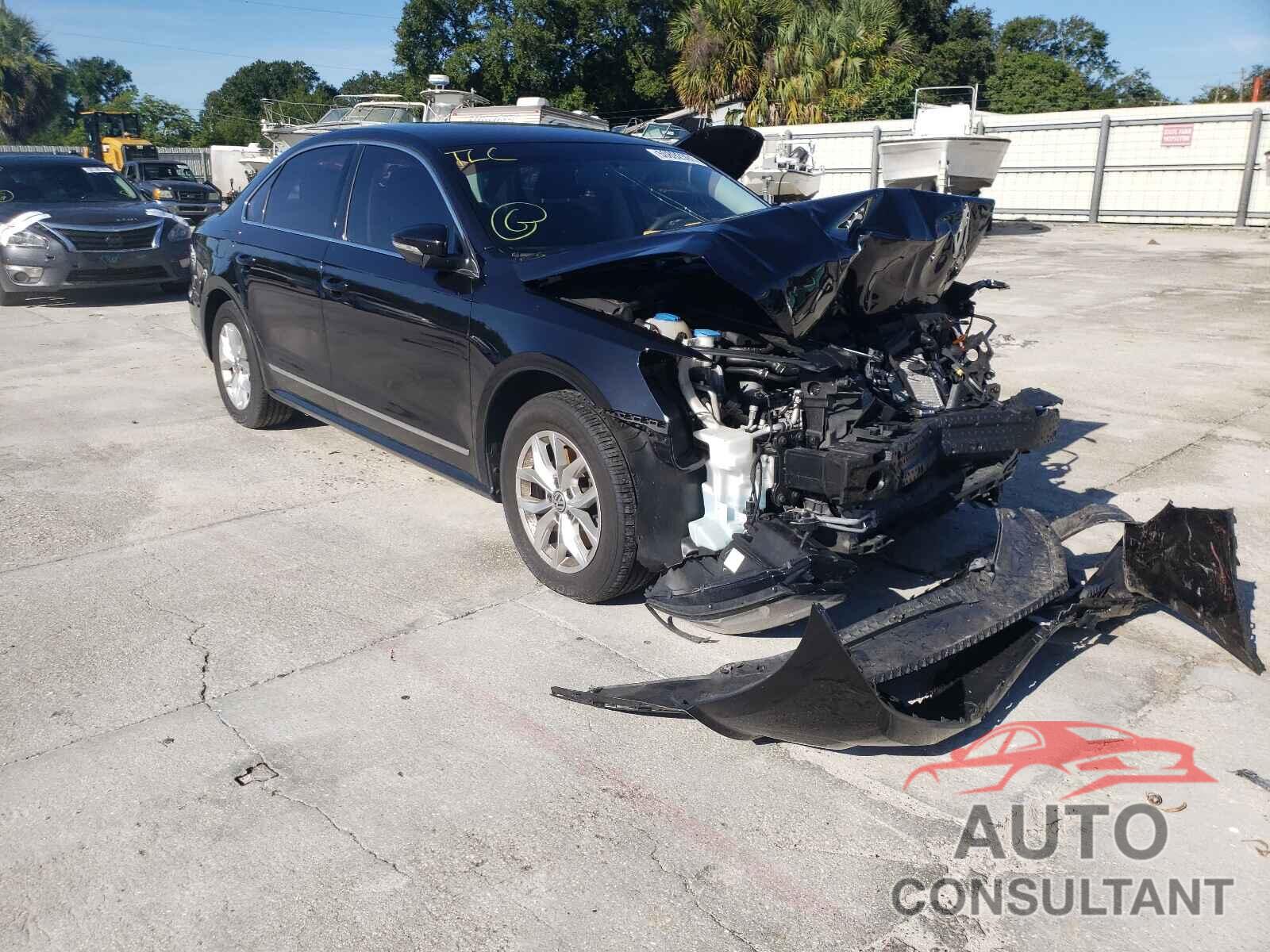 VOLKSWAGEN PASSAT 2017 - 1VWAT7A37HC055064