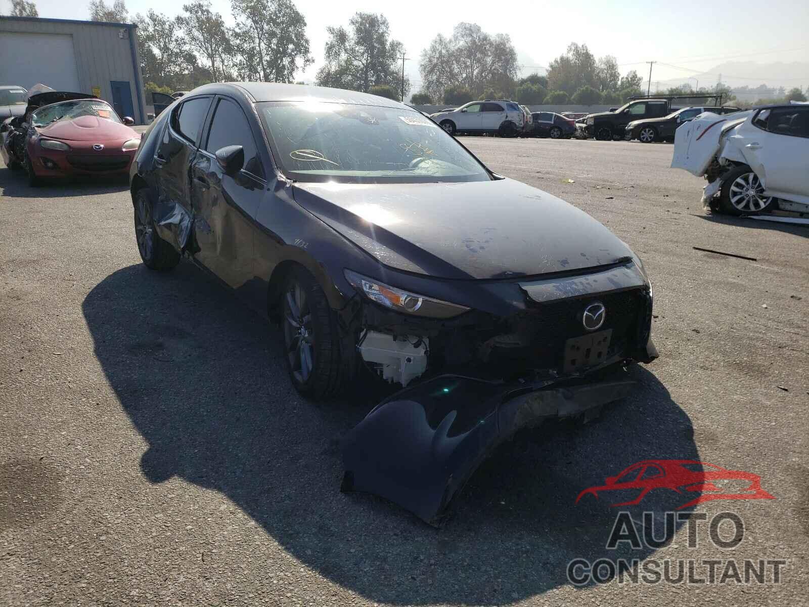 MAZDA 3 2019 - JM1BPAJM3K1134011