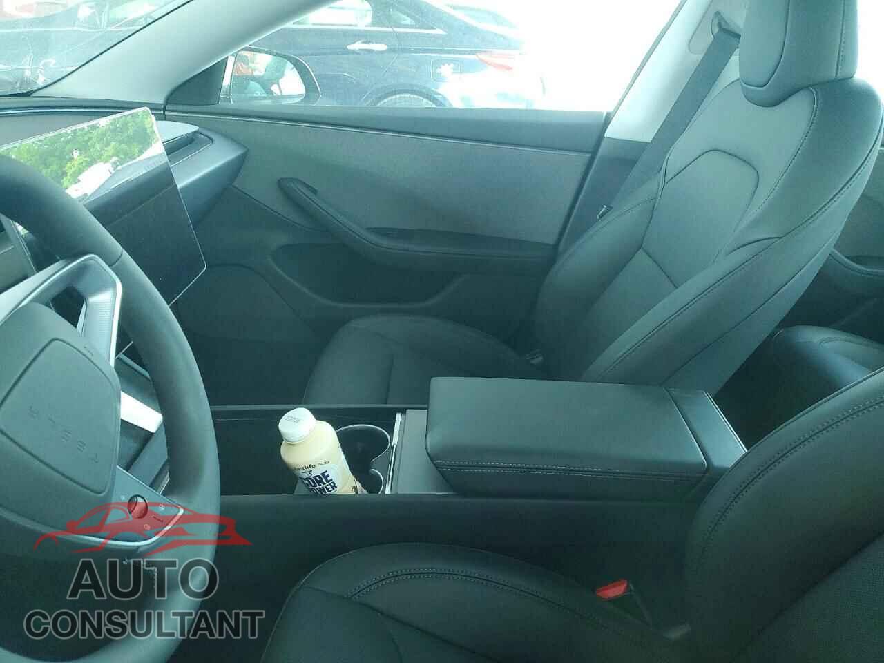 TESLA MODEL 3 2026 - 5YJ3E1EA4TF131735