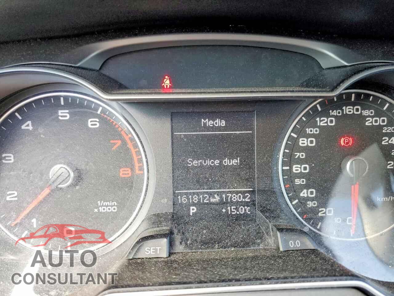 AUDI A4 2014 - WAUBFCFL1EN035261