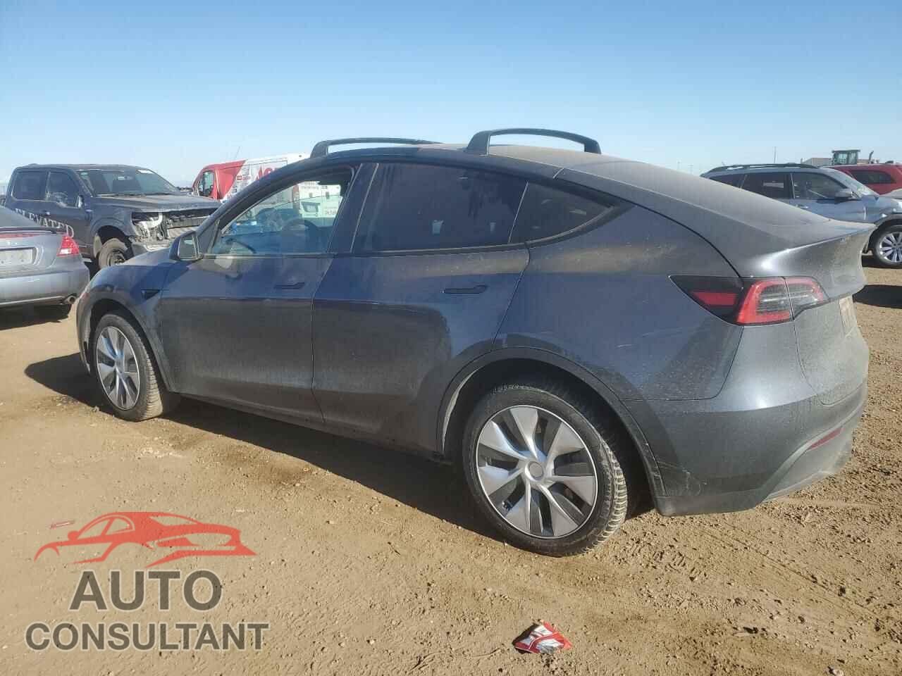 TESLA MODEL Y 2023 - 7SAYGDEE2PA032938