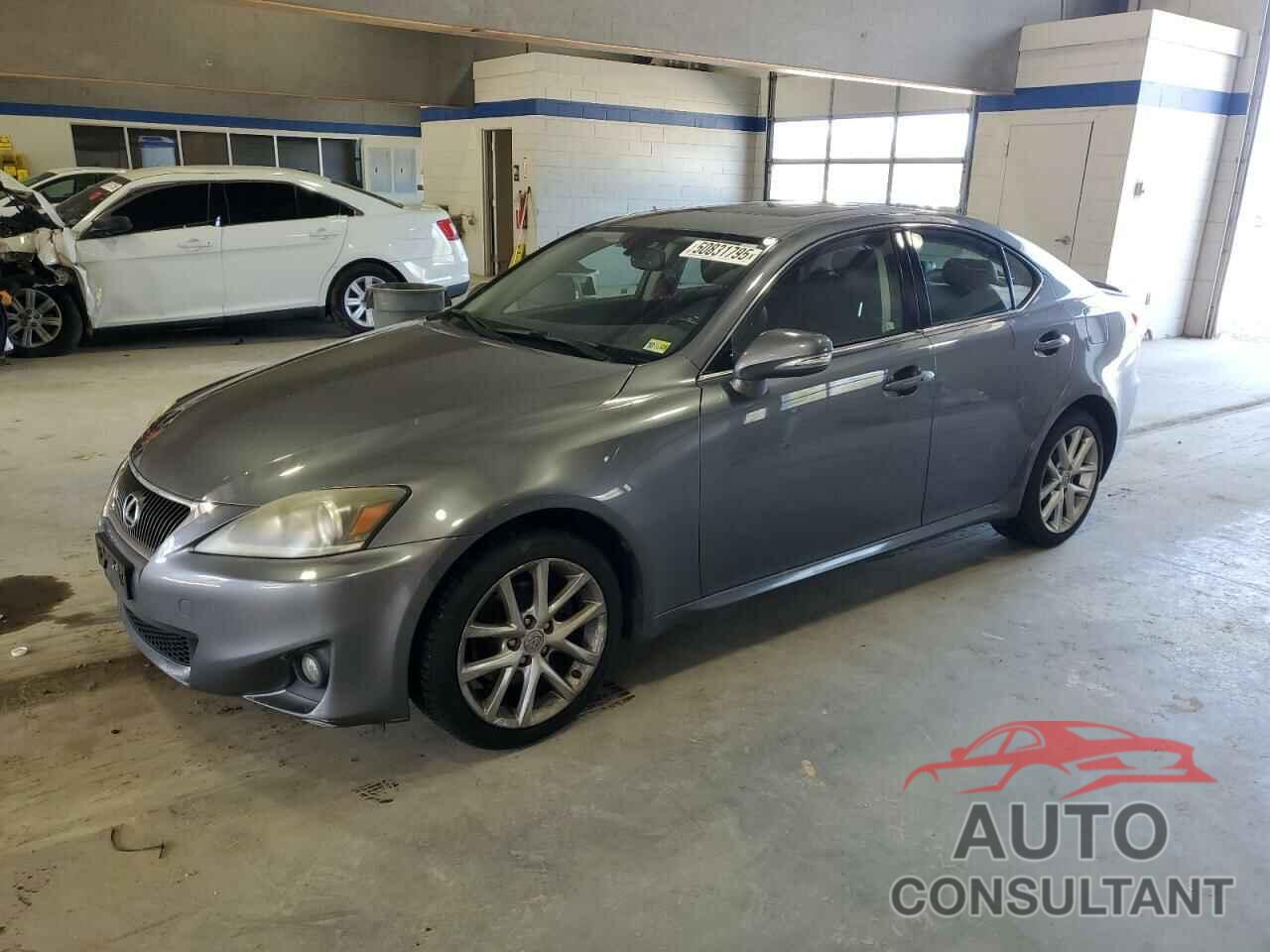 LEXUS IS 2012 - JTHCF5C2XC5054708