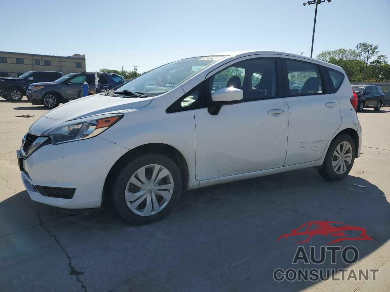 NISSAN VERSA 2018 - 3N1CE2CP2JL358940