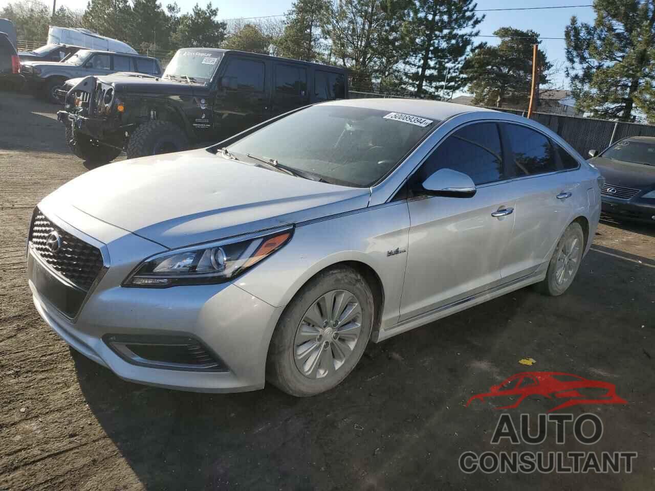 HYUNDAI SONATA 2016 - KMHE24L10GA014038