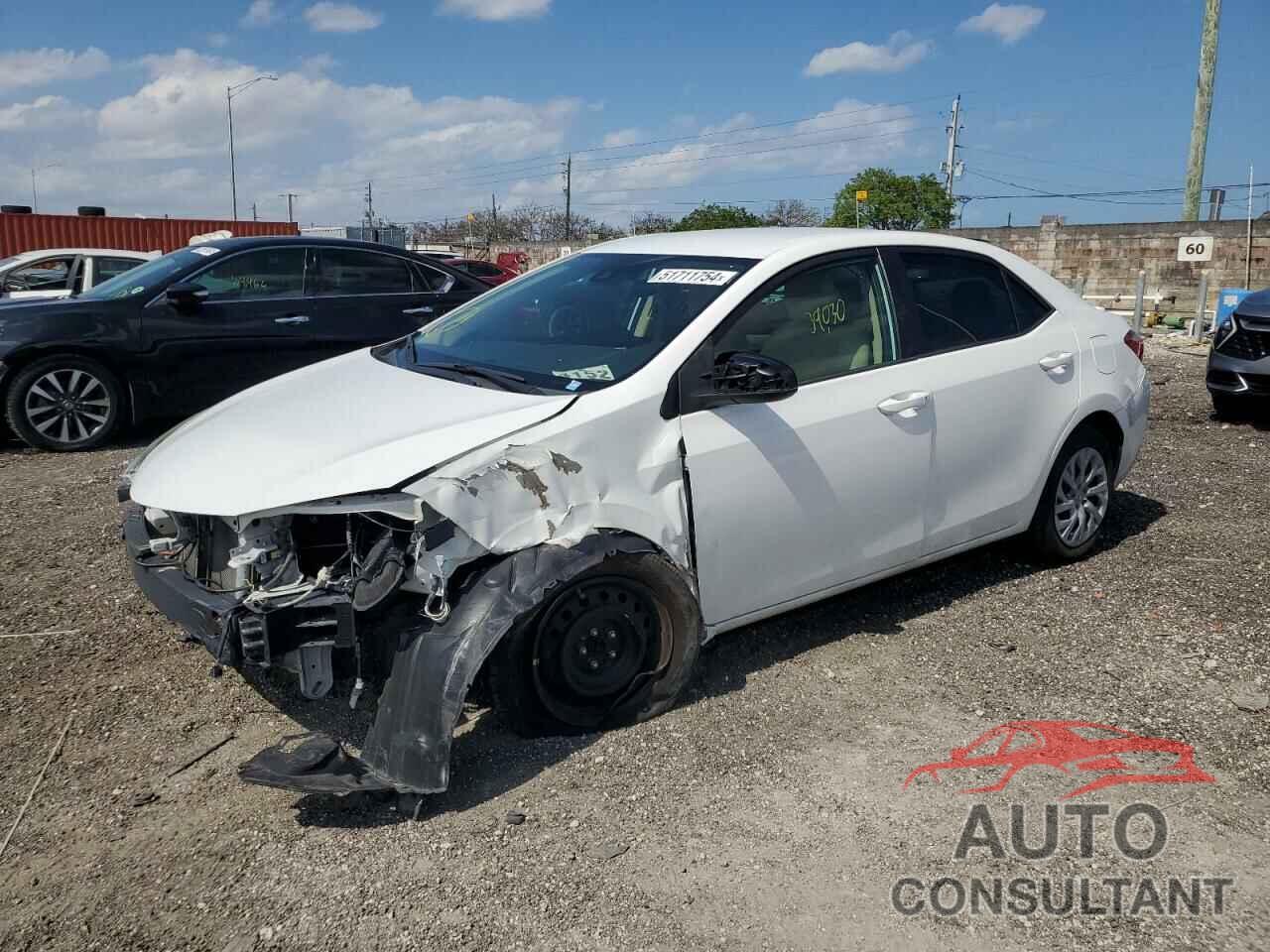 TOYOTA COROLLA 2018 - 5YFBURHE3JP741428