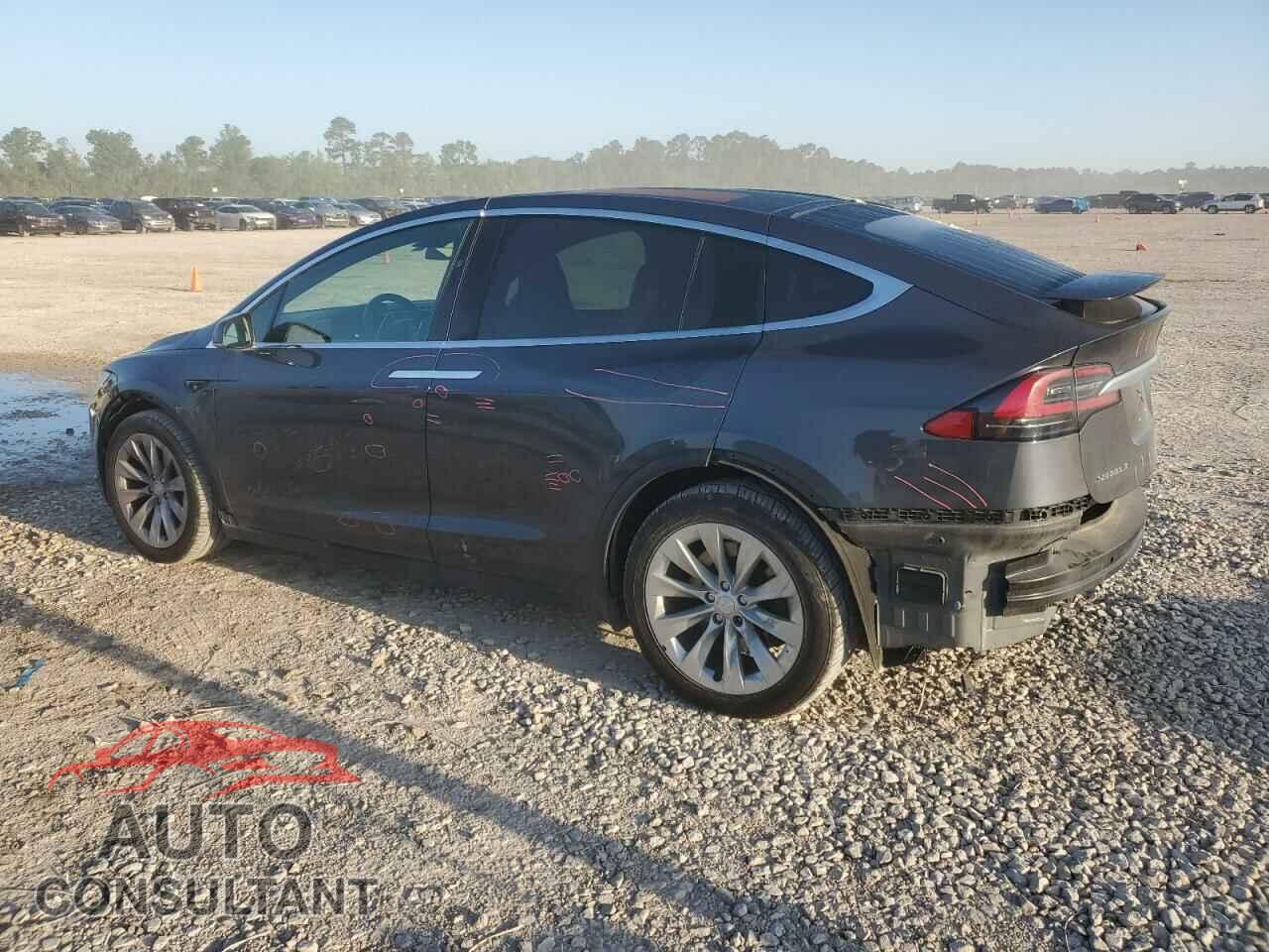 TESLA MODEL X 2017 - 5YJXCBE24HF053891