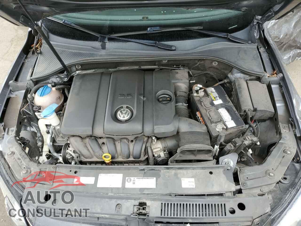 VOLKSWAGEN PASSAT 2014 - 1VWAP7A36EC002386