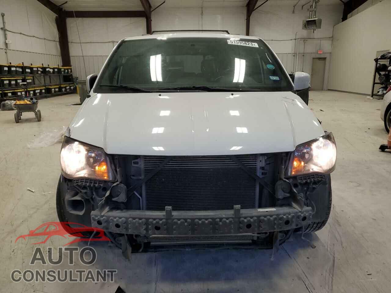 DODGE CARAVAN 2017 - 2C4RDGEG9HR766157