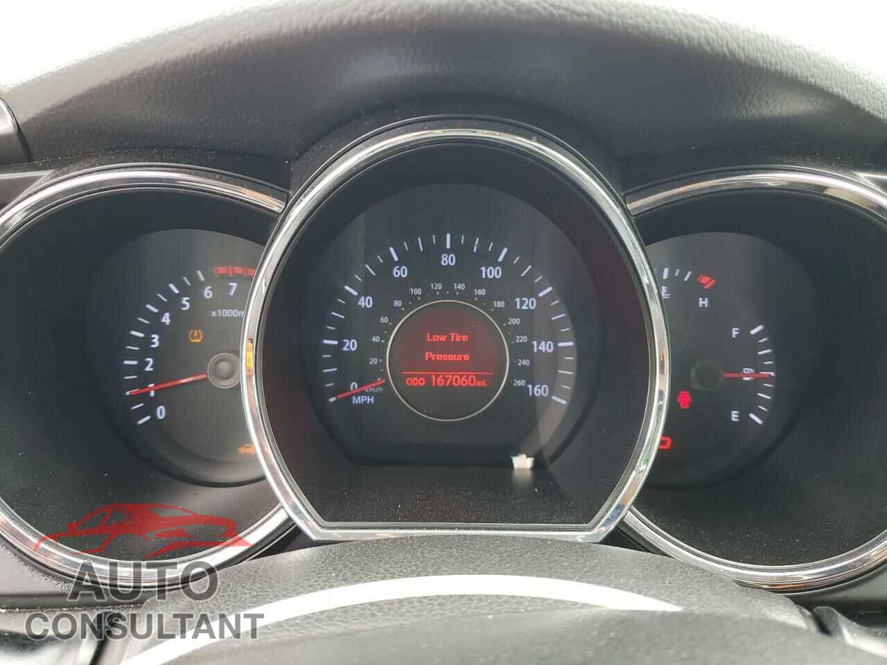 KIA OPTIMA 2011 - KNAGM4A76B5176088