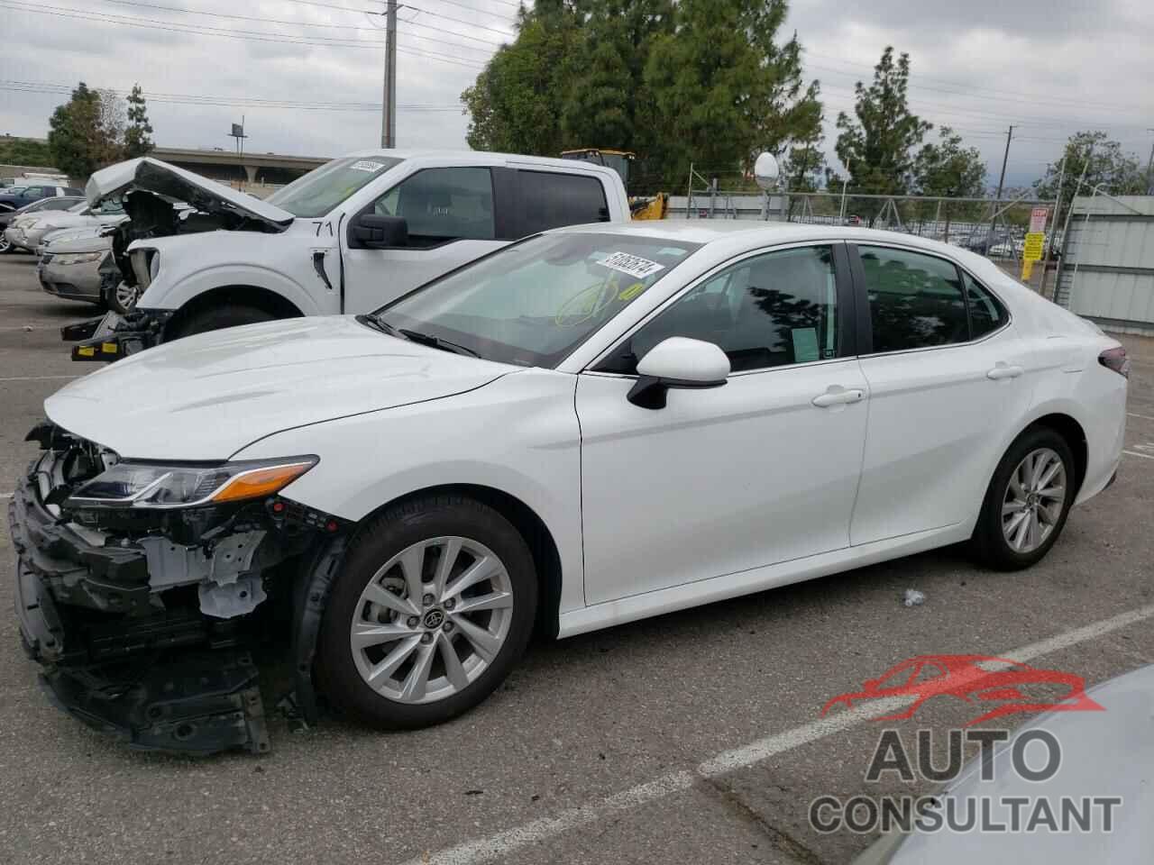TOYOTA CAMRY 2023 - 4T1C11AK2PU096101