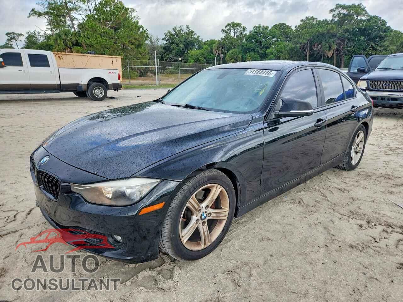 BMW 3 SERIES 2013 - WBA3C3C55DF982461