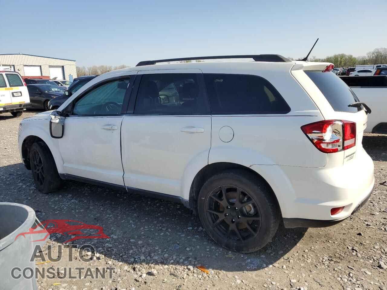 DODGE JOURNEY 2015 - 3C4PDCBB1FT747749
