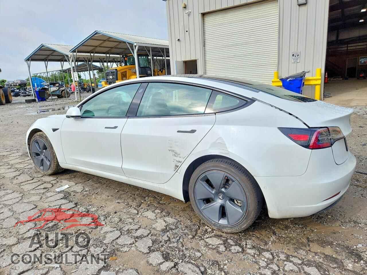 TESLA MODEL 3 2021 - 5YJ3E1EA0MF057697