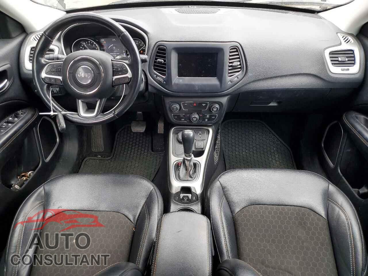 JEEP COMPASS 2020 - 3C4NJDBB3LT173527