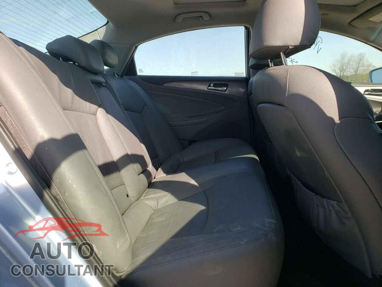 HYUNDAI SONATA 2015 - KMHEC4A44FA124342