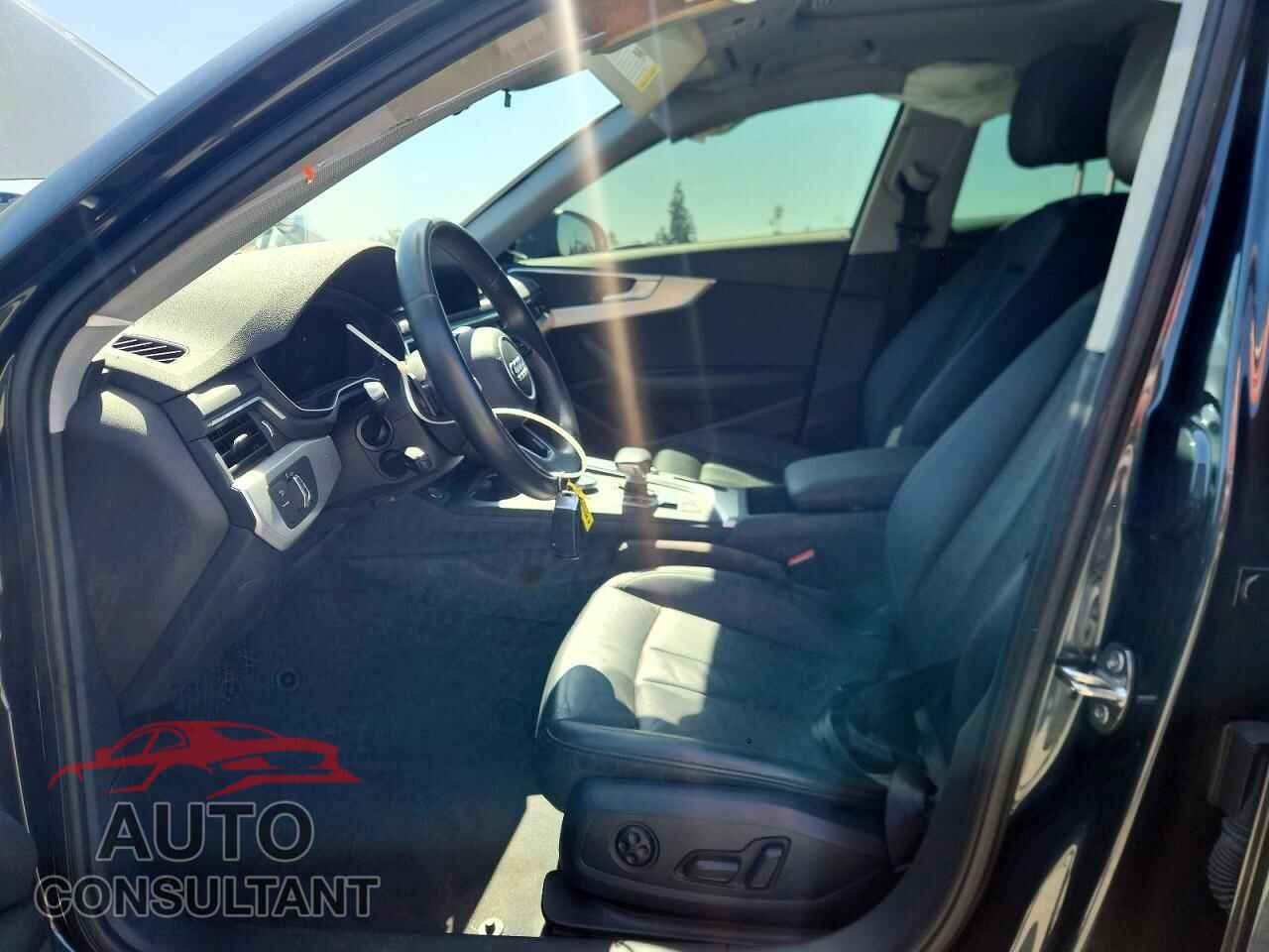AUDI A4 2018 - WAUKMAF45JA232552