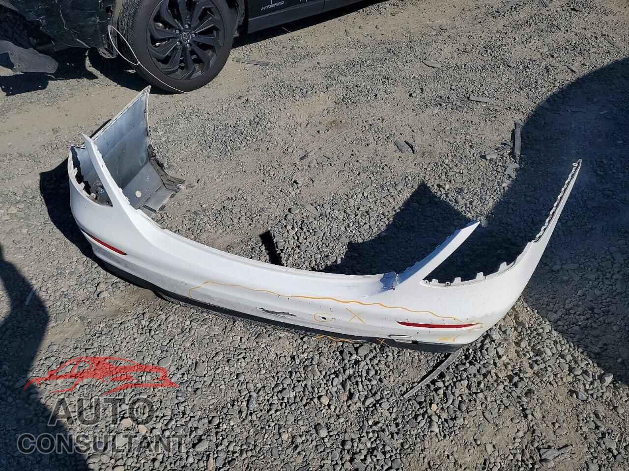 MERCEDES-BENZ E-CLASS 2017 - WDDZF4JB6HA045226
