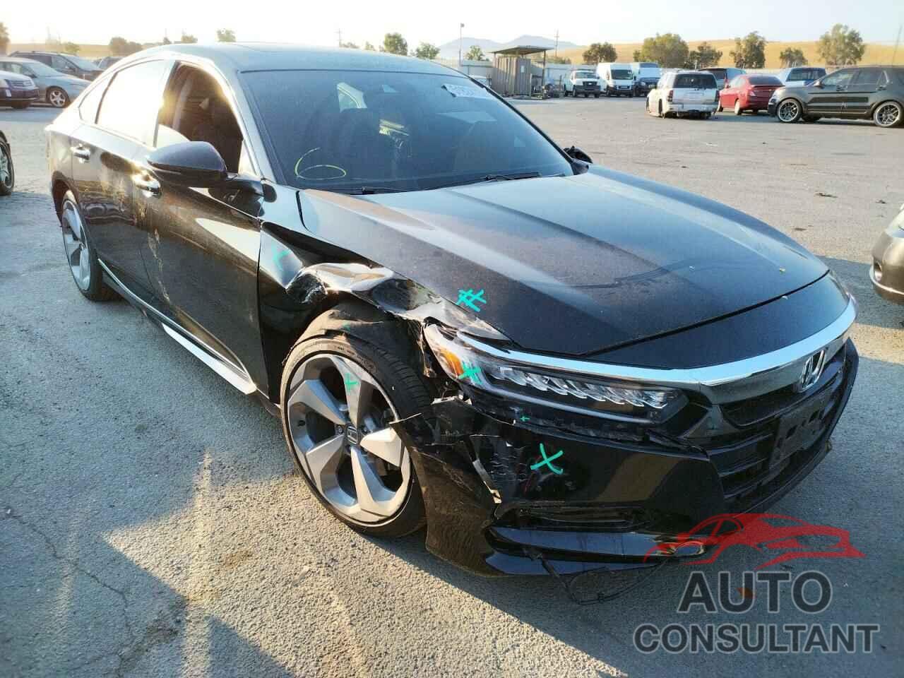 HONDA ACCORD 2018 - 1HGCV2F98JA023667