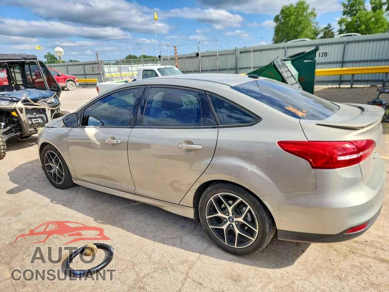 FORD FOCUS 2015 - 1FADP3F25FL323626