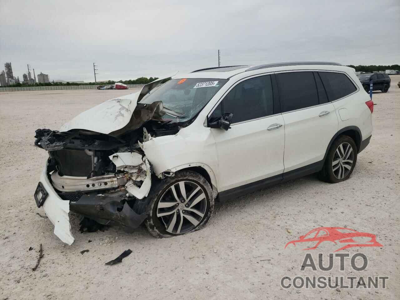 HONDA PILOT 2017 - 5FNYF5H95HB015365