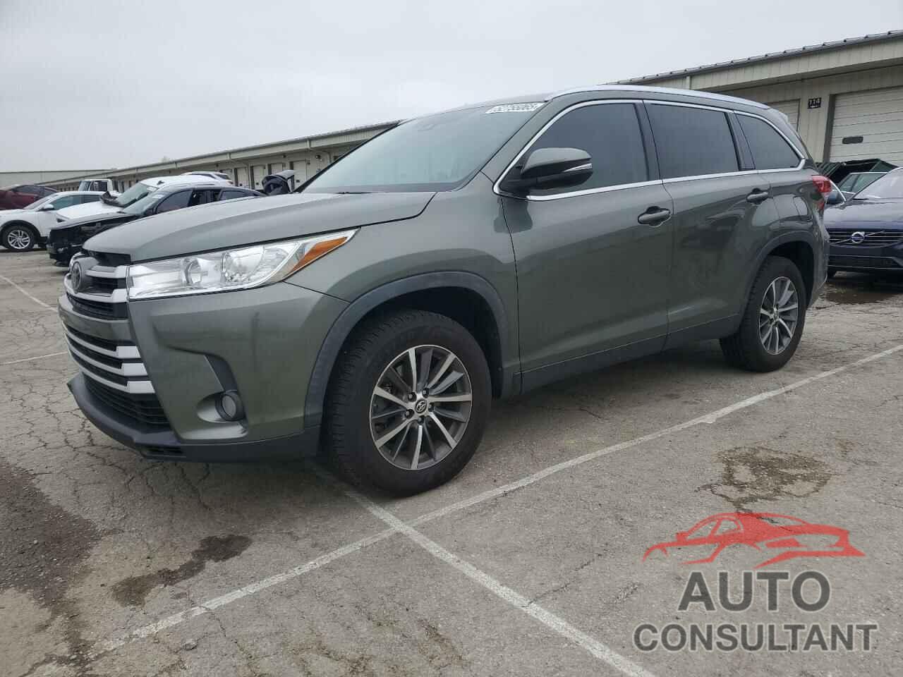 TOYOTA HIGHLANDER 2019 - 5TDKZRFH5KS348876