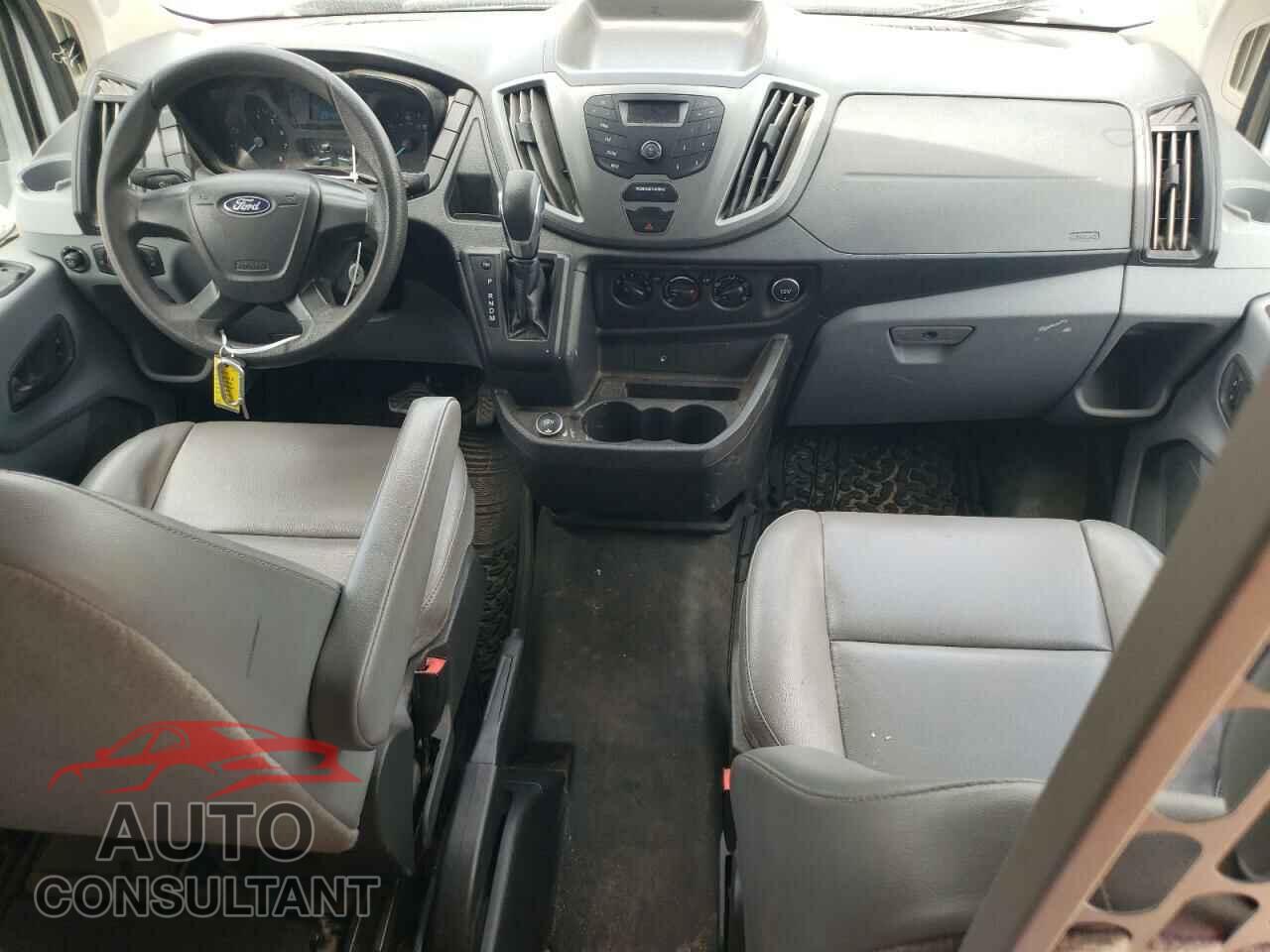 FORD TRANSIT 2018 - 1FTYR2YMXJKB01614