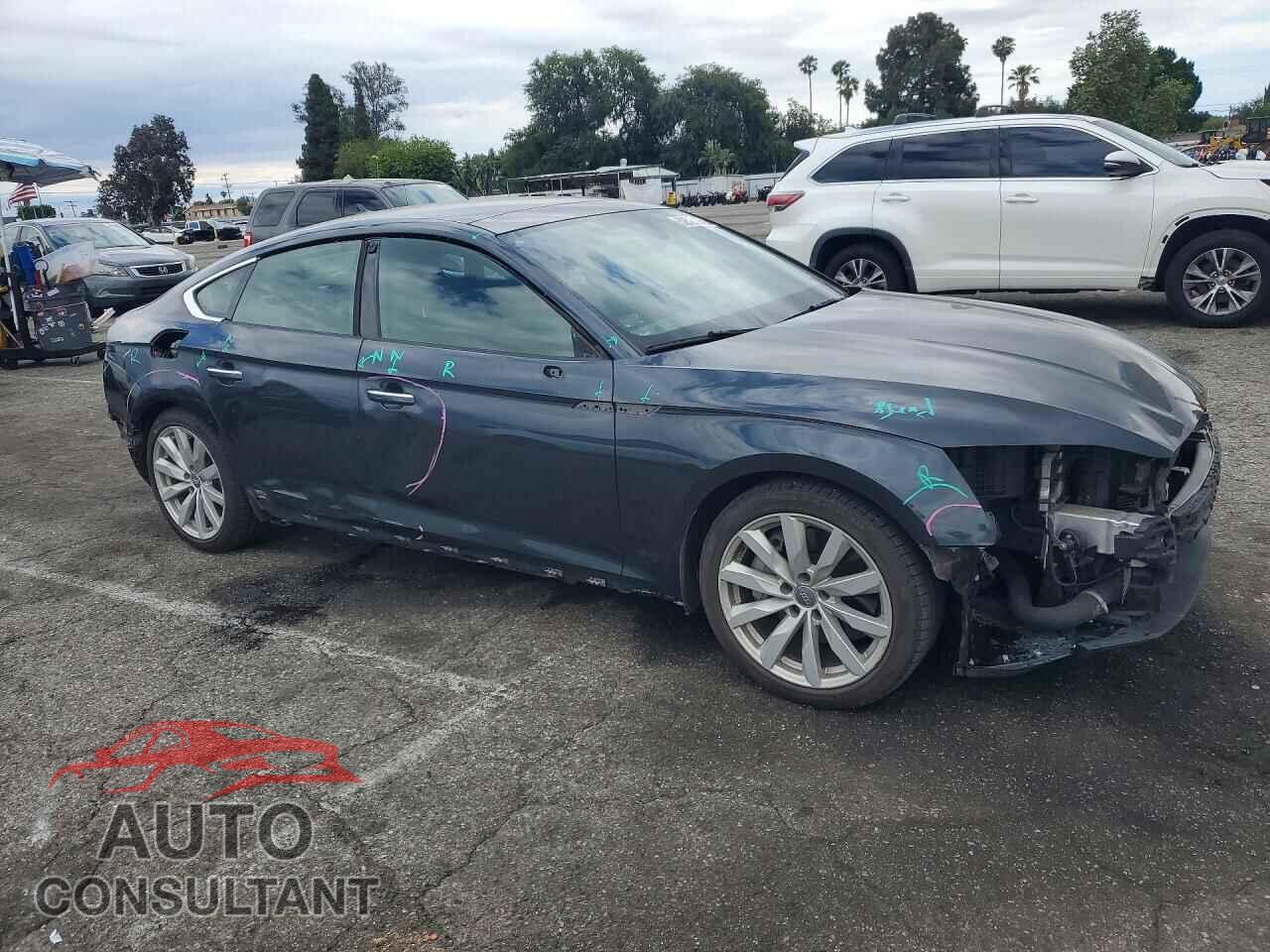 AUDI A5 2018 - WAUANCF51JA074398